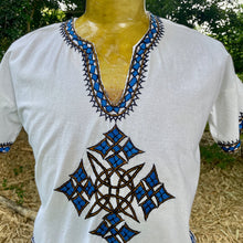 Load image into Gallery viewer, 1970's Vintage Guatemalan Handmade Embroidered S/S Shirt White Blue Sz S - OOAK - Phoenix Menswear
