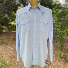 Load image into Gallery viewer, 1980's Vintage Western Pale Blue Cowboy Saddle L/S Shirt Snaps Sz M - OOAK - Phoenix Menswear