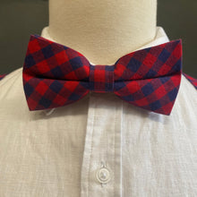 Load image into Gallery viewer, Bow Tie and Braces Suspenders Set - Navy Red Check - Phoenix Menswear