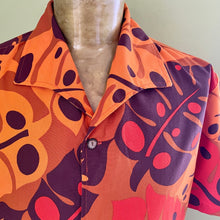 Load image into Gallery viewer, 1980's Vintage S/S Hawaiian Print Shirt Brown Orange Leaf Print Sz XL - OOAK - Phoenix Menswear
