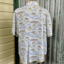 Load image into Gallery viewer, 1980's Women's Vintage Cotton S/S Shirt Light Tropical Island Print Palm Trees Made in Taiwan Sz M - OOAK - Phoenix Menswear