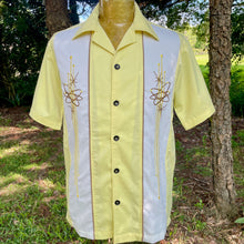 Load image into Gallery viewer, 1990's Vintage Retro 1950's Style Embroidered Yellow White S/S Shirt Sz XS - OOAK - Phoenix Menswear