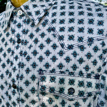 Load image into Gallery viewer, 1990's Vintage Western Geometric Print Blue White Cotton L/S Shirt Snaps Sz XL - OOAK - Phoenix Menswear