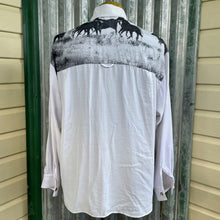 Load image into Gallery viewer, 1990's Western Black White Horse Print L/S Sz M - OOAK - Phoenix Menswear