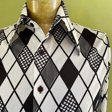 Load image into Gallery viewer, 1970s Classic Vintage L/S Shirt Black White Geometric Design Sz M - OOAK - Phoenix Menswear