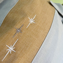 Load image into Gallery viewer, 1970s Vintage Cream & Peach Embroidered Guayabera S/S Shirt Sz M - OOAK - Phoenix Menswear