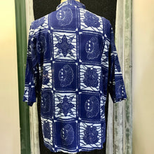 Load image into Gallery viewer, African Batik Print Blue White S/S Shirt Sz L - OOAK - Phoenix Menswear
