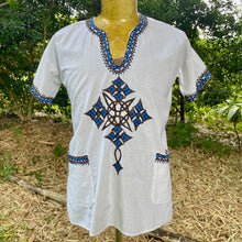 Load image into Gallery viewer, 1970&#39;s Vintage Guatemalan Handmade Embroidered S/S Shirt White Blue Sz S - OOAK - Phoenix Menswear