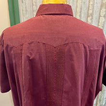 Load image into Gallery viewer, 1970's Vintage Men's Guayabera "Wedding Shirt" Rich Burgundy S/S Shirt Sz 5XL - OOAK - Phoenix Menswear