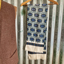 Load image into Gallery viewer, 1970's Vintage Silk Ascot Cravat Neck Scarf Classic White Blue - 22 x 125 cm - OOAK - Phoenix Menswear