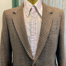 Load image into Gallery viewer, 1980's Vintage Yves Saint Laurent YSL Men's Brown Wool Tweed Houndstooth Blazer Sz S - OOAK - Phoenix Menswear