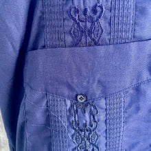 Load image into Gallery viewer, 1990&#39;s Vintage Guayabera Embroidered Pockets Navy Blue S/S Shirt Sz M - OOAK