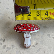 Load image into Gallery viewer, Enamel Pin - Mushroom - Phoenix Menswear