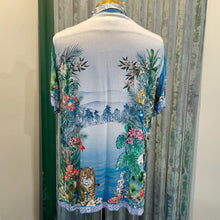 Load image into Gallery viewer, Vintage Guess White Tropical Tiger Design Floral S/S Shirt Viscose Sz L - OOAK - Phoenix Menswear