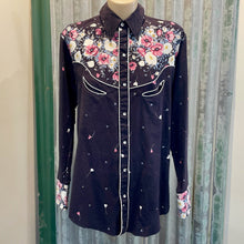 Load image into Gallery viewer, Vintage Women's Western Black Pink, White Grey Blue Floral Designs Western Snaps L/S Shirt Sz XS - OOAK - Phoenix Menswear