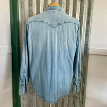Load image into Gallery viewer, Vintage Wrangler 1990&#39;s Western L/S Shirt Denim Blue Sz L - OOAK - Phoenix Menswear