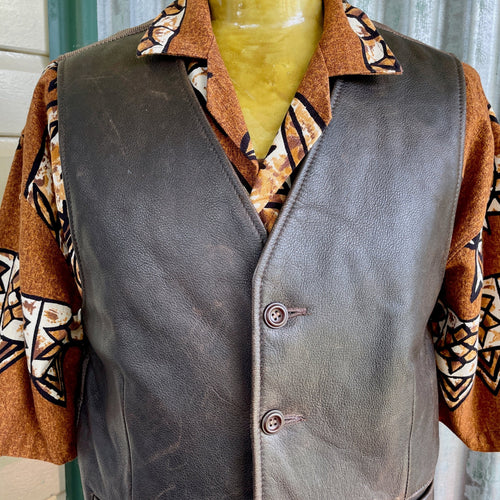 1980s Men's Vintage Brown Leather Vest Pockets Made in New Zealand Sz M - OOAK - Phoenix Menswear