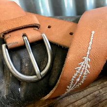 Load image into Gallery viewer, 1980&#39;s Vintage Men&#39;s Tan Brown Embroidered Leather Belt Silver Buckle Sz M - OOAK - Phoenix Menswear