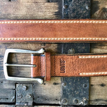 Load image into Gallery viewer, 1990&#39;s Vintage Levis Leather Belt Brown Sz M - OOAK - Phoenix Menswear