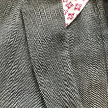 Load image into Gallery viewer, 1990&#39;s Vintage Men&#39;s Brooks Brothers Blazer Houndstooth Grey Sz L - New - OOAK - Phoenix Menswear