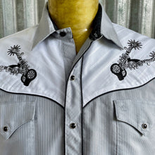 Load image into Gallery viewer, 1990&#39;s Vintage Western Shirt Embroidered Cowboy Spurs Black White Snaps L/S Sz XL - OOAK - Phoenix Menswear