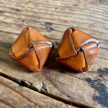 Load image into Gallery viewer, 1930&#39;s Handmade Leather Buttons Set of 2 Tan Vintage Square Unique 2.2 cm-7/8 inch - OOAK - Phoenix Menswear