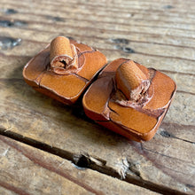 Load image into Gallery viewer, 1930&#39;s Handmade Leather Buttons Set of 2 Tan Vintage Square Unique 2.2 cm-7/8 inch - OOAK - Phoenix Menswear