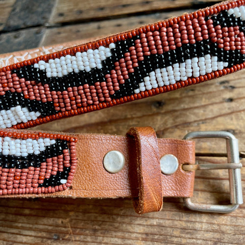 1970's Vintage Beaded Handmade Animal Print Design Leather Belt Brown Sz M - OOAK - Phoenix Menswear