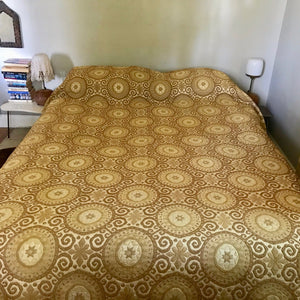 1970's Vintage Bed Cover Gold Medallion Fringed Queen / Double Bed Blanket - OOAK - Phoenix Menswear