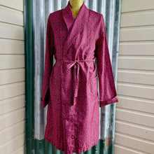 Load image into Gallery viewer, 1970&#39;s Vintage Dressing Gown Smoking Jacket Burgundy Paisley Made in the UK Sz XL - OOAK - Phoenix Menswear