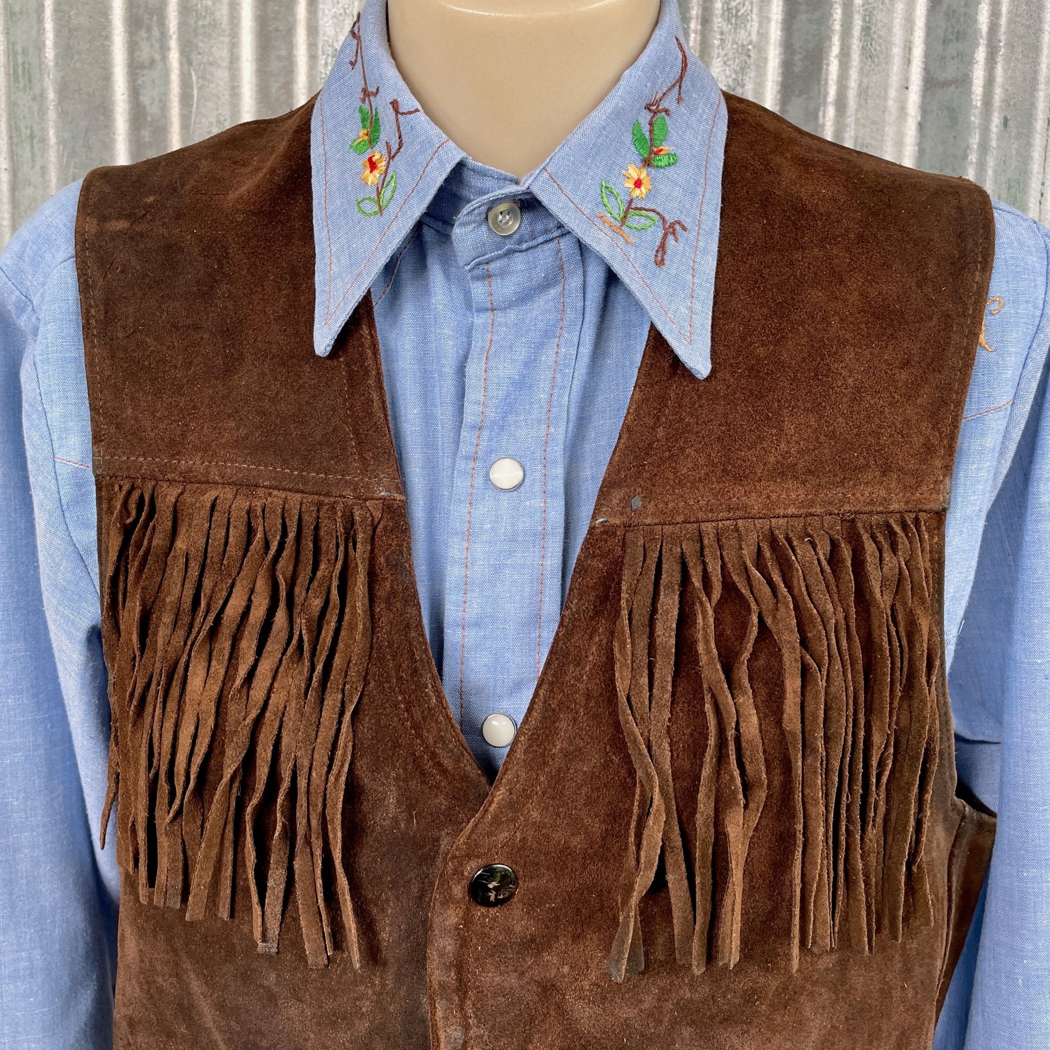 1970s Vintage Unisex Brown Suede Leather Fringed Vest Snaps Handmade B Phoenix Menswear