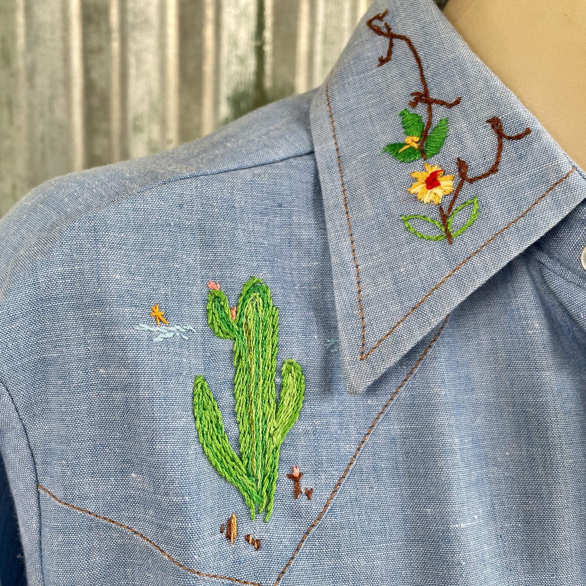 1970's Women's Embroidered Vintage Handmade Rare Wrangler