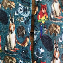 Load image into Gallery viewer, Bamboo Socks - Oz Fur &amp; Feathers - Size M/L - Phoenix Menswear