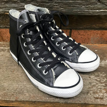 Black leather outlet converse size 6