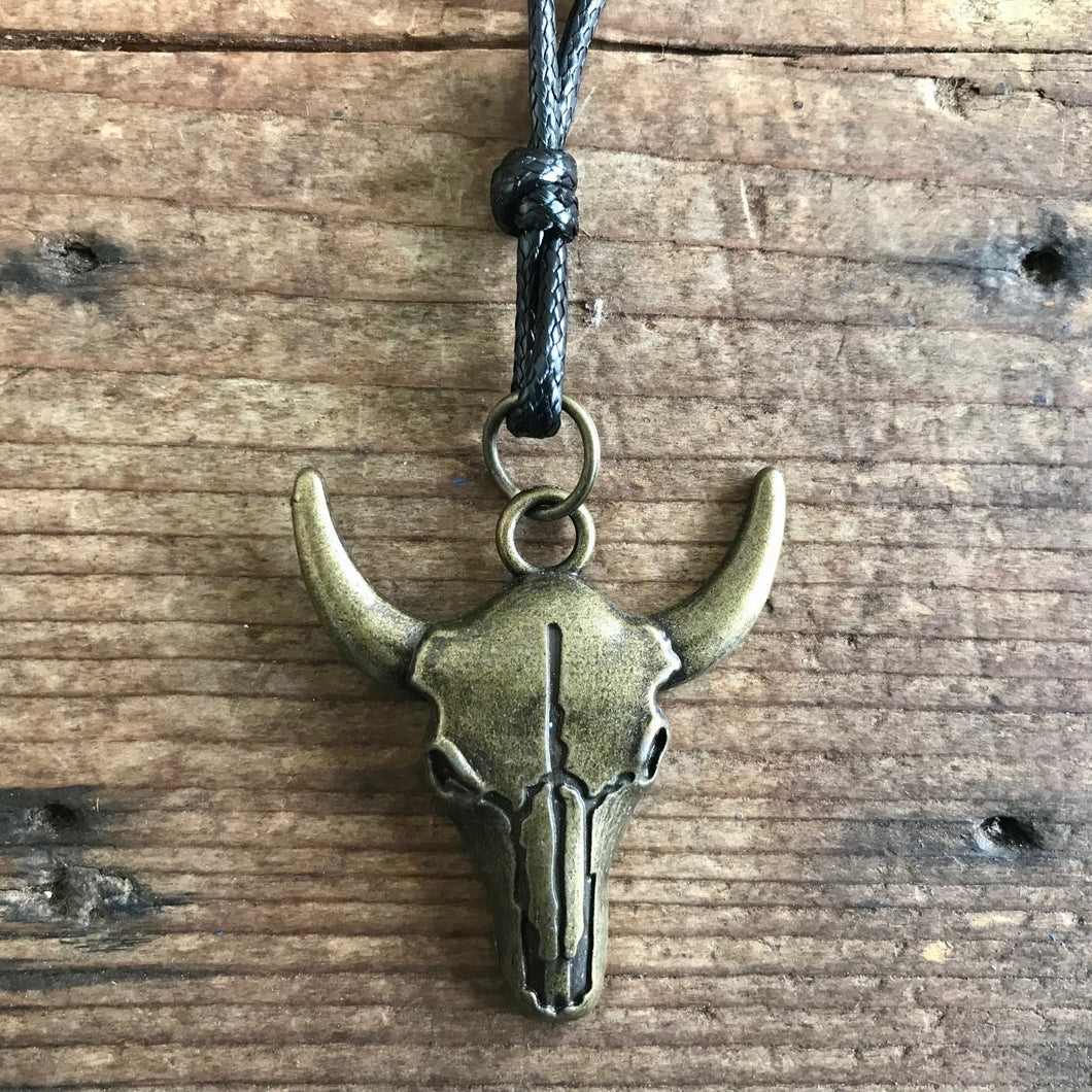 Neon Bull Skull Necklace – Dahlia&Star