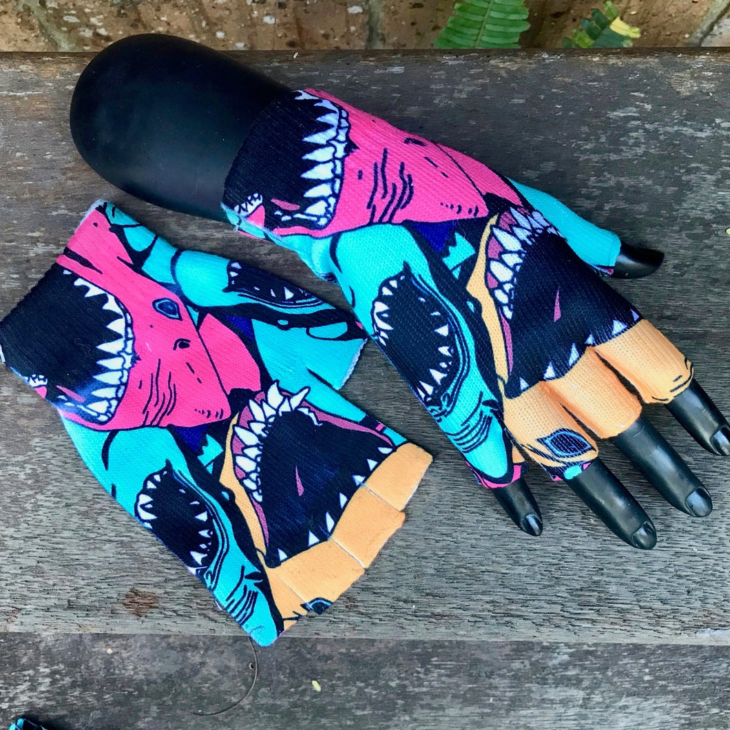 Fingerless Gloves Shark print - Size S/M - Phoenix Menswear