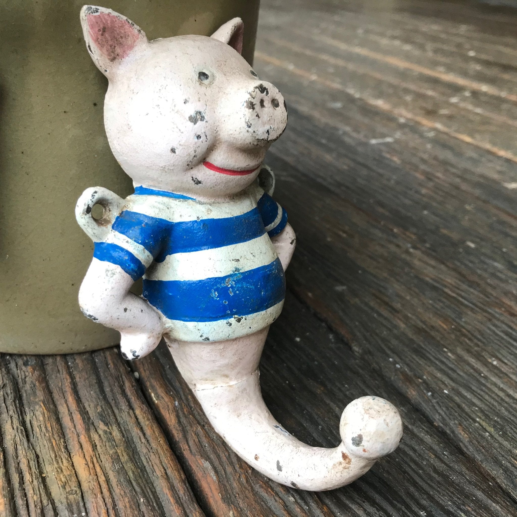 Little Pig Wall Hook Cast Iron – Phoenix Menswear