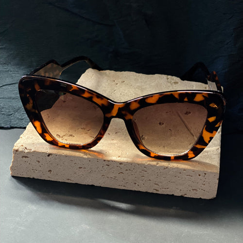 Retro Cat Eye Sunglasses UV 400 - Tortoiseshell - Phoenix Menswear