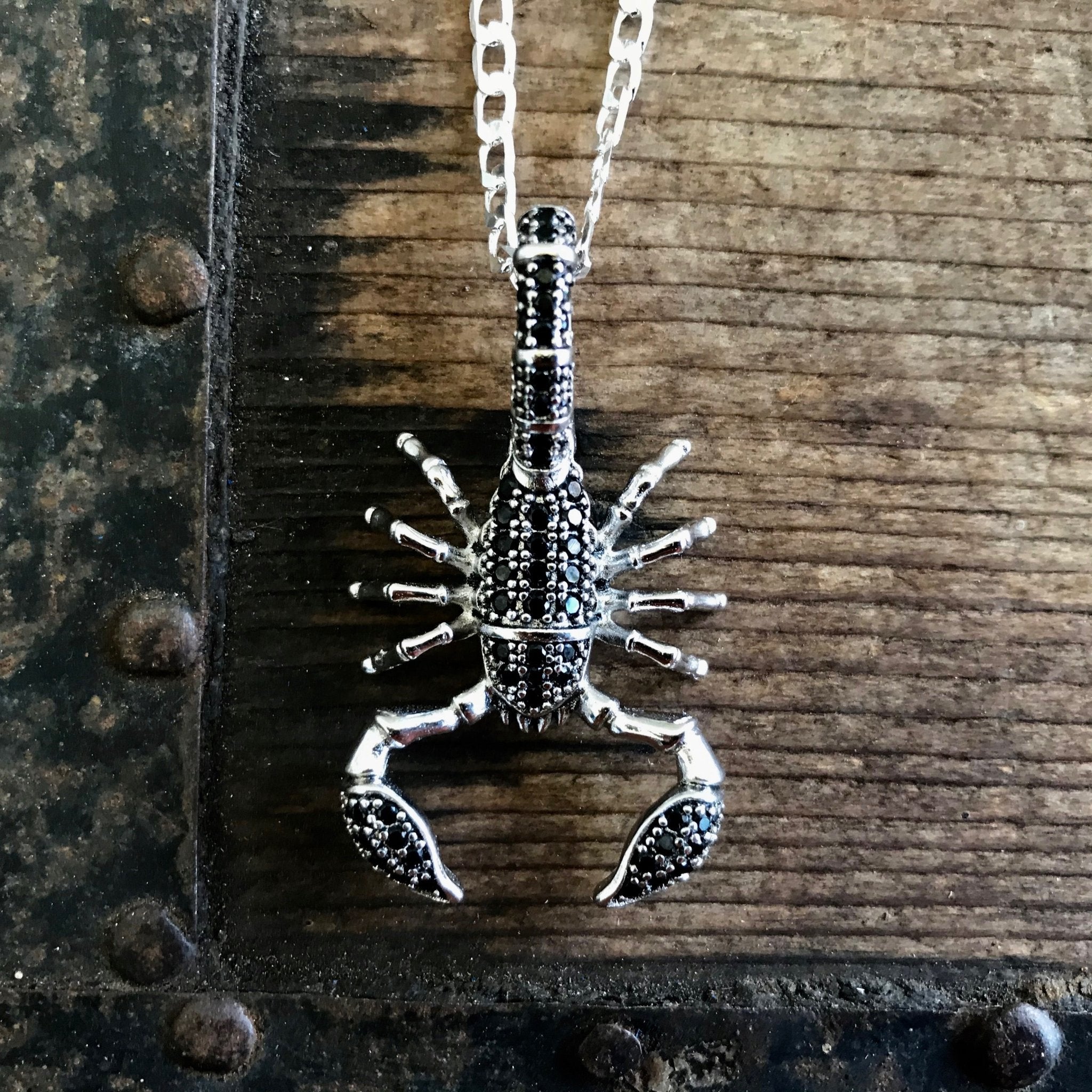 Scorpion pendant online silver