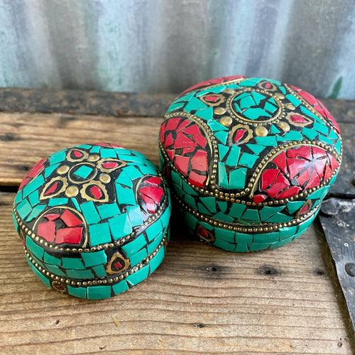 Set of Two Vintage Turquoise Red Coral Trinket Box Round - OOAK - Phoenix Menswear