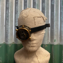Load image into Gallery viewer, Steampunk Monocle Goggle with Gear Detail - Phoenix Menswear
