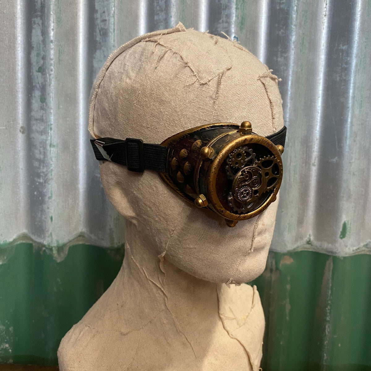 Steampunk Monocle Goggle with Gear Detail – Phoenix Menswear