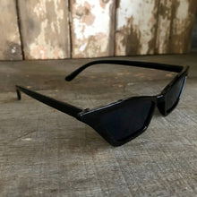 Load image into Gallery viewer, Sunglasses Cat Eye Black UV 400 - Phoenix Menswear