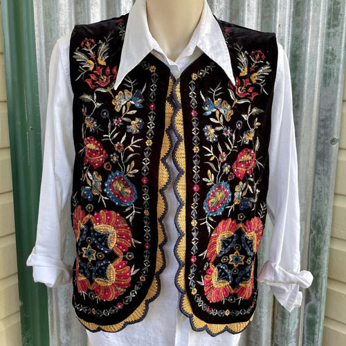 Velvet Vest Black Floral Embroidery Gypsy Boho Womens Unisex Waistcoat Sz M - New - Phoenix Menswear