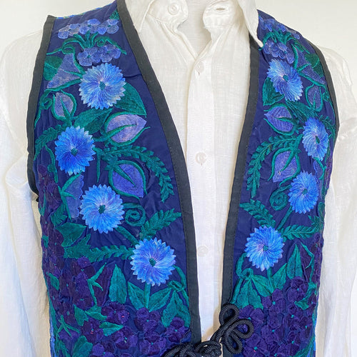 Vintage Floral Embroidered Vest in Blue Sz M - OOAK - Phoenix Menswear