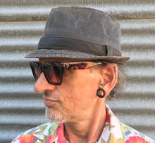 Load image into Gallery viewer, Waxed Cotton Trilby - Phoenix Menswear