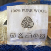 Load image into Gallery viewer, Women&#39;s Funky Wool Retro Vintage Blue White Jumper Abstract Mod Design Sz M - OOAK - Phoenix Menswear