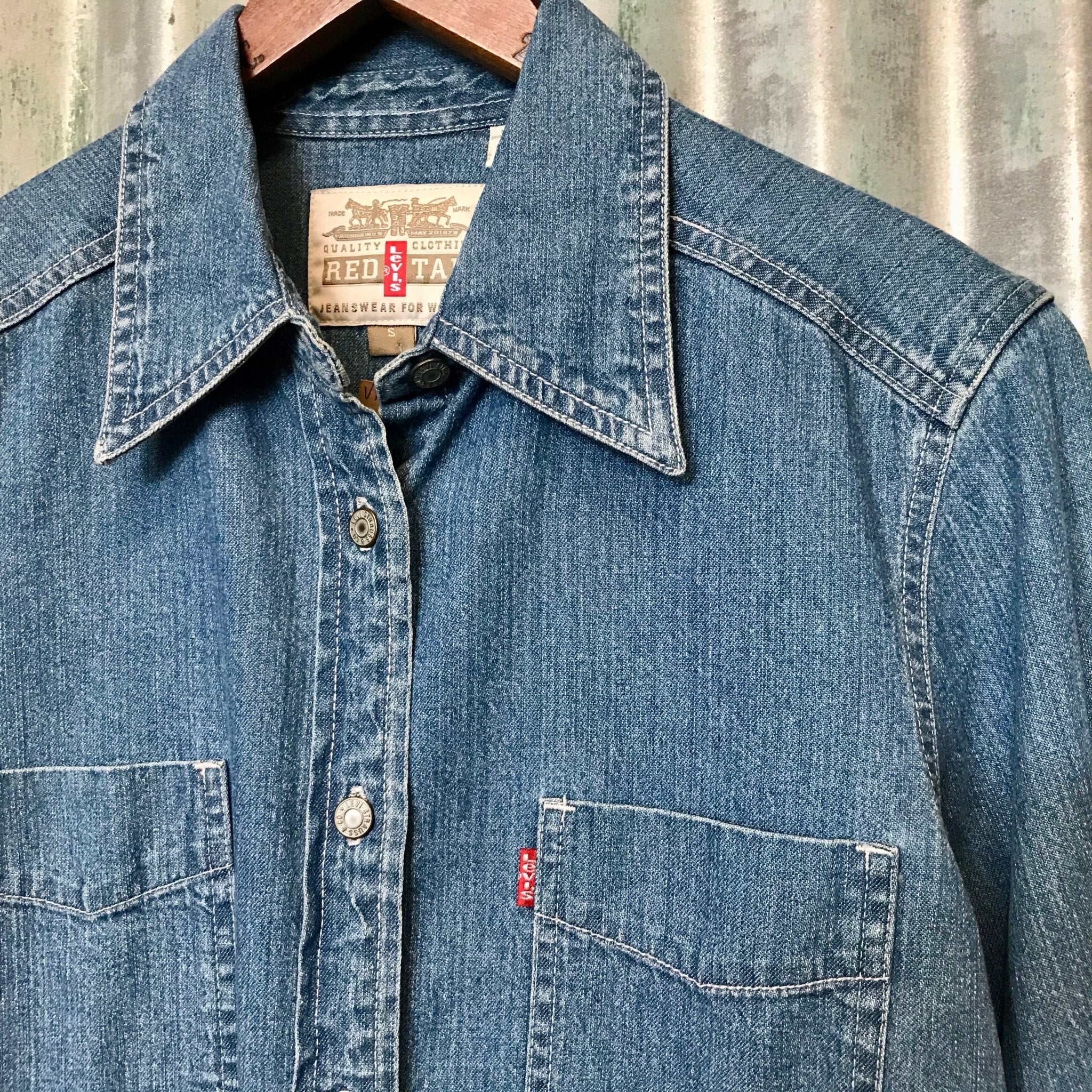 Levi's red 2025 denim shirt